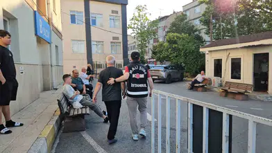 Beylikdüzü Belediyesi'ne operasyon: 27 gözaltı