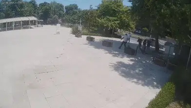 Ölümle Burun Buruna Geldiler! Camiden Çıkan Cemaatin Can Havliyle Kaçıştığı Korkunç Anlar!