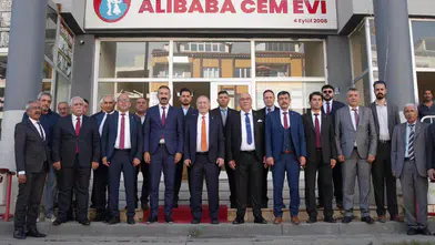 Sivas'ta Siyasi Bomba! Ümit Özdağ'ın Yanındaki O İsim Herkesi Şaşırttı!