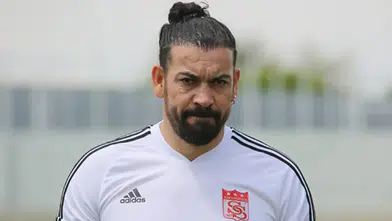 Sivasspor'da Gözler Servet Çetin'de! Camia Kararını Bekliyor