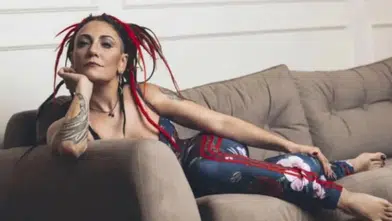 Özlem Tekin’e sahnelere dönüş için milyon dolarlık teklif