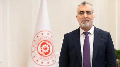 Milyonlarca Emekli Dikkat! Bakan Işıkhan Canlı Yayında Tarih ve Saat Verdi