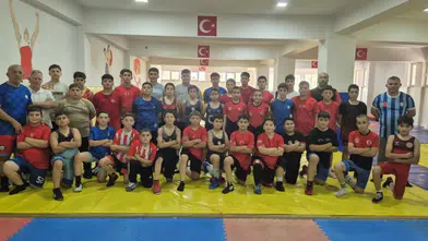 Sivas Demirspor'dan Minikler Türkiye Güreş Şampiyonası'na 30 Sporcu