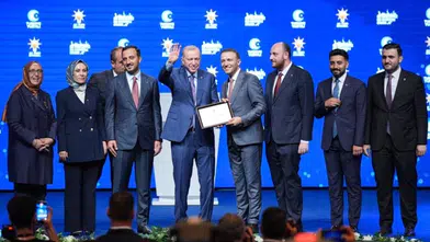 İstanbul'da Siyasi Deprem CHP'den İstifa Eden Başkanlar AK Parti'ye Geç