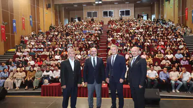 Eyüp Tanyıldız Sivaslı Aday Öğretmenlere Mesleki Deneyimlerini Aktardı