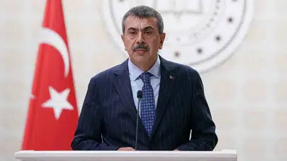 Bakan Tekin Açıkladı: Ara Tatiller Kaldırılacak mı?