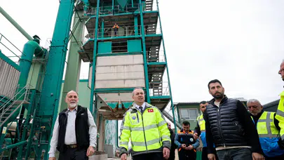 Sivas’ta asfalt çalışmaları yeniden başlıyor: Başkan Uzun sahada inceleme yaptı