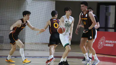 Fenerbahçe ve A. Efes Fark Attı! U-18 Basketbol Şampiyonası