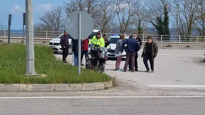 Sinop’ta kavşakta çarpışma! Ehliyetsiz sürücü yaralandı