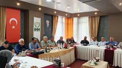 Sivas’ta İHH Genel Kurulu: Türkiye ve Dünya Faaliyetleri Anlatıldı