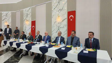 Sivas'ta Protokol ve Basın Bir Arada! Vali ve Başkan Mesaj Verdi...
