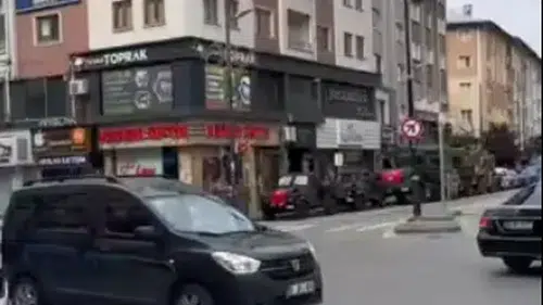 30 Ağustos Programları Nedeniyle Sivas Cumhuriyet Meydanı Trafiğe Kapatıldı!