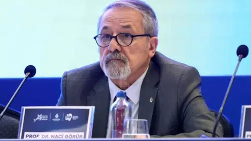 Naci Görür: Er veya geç büyük bir deprem olacak