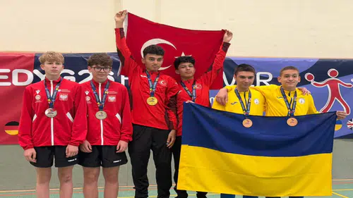 Sivaslı Milli Sporcu Ebubekir İnce’den Avrupa’da 3 Madalya