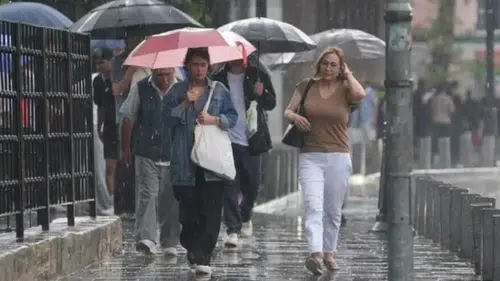 Ülke genelinde havalar serinliyor: Birçok ile kuvvetli sağanak yağış geliyor