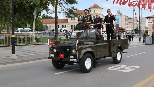 Sivas'ta 30 Ağustos Zafer Bayramı Coşkusu Tarihi Kent Meydanı’nda Yaşandı