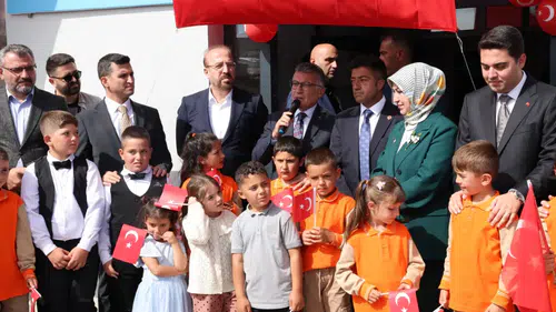 Sivas’ta Yenilenen Başyayla İlkokulu Eğitim Öğretime Açıldı
