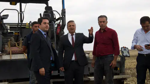 Altınyayla’da 8 Kilometrelik Sıcak Asfalt Çalışması Başladı
