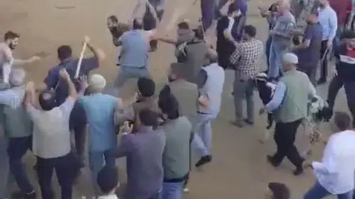 Diyarbakır Canlı Hayvan Borsası'nda Meydan Savaşı! Sopa ve Tekmeler Havada Uçuştu