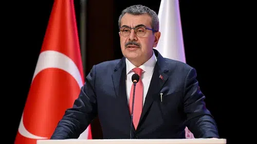 Öğretmenlere Derste Cep Telefonu Uyarısı: Bakan Tekin Açıkladı