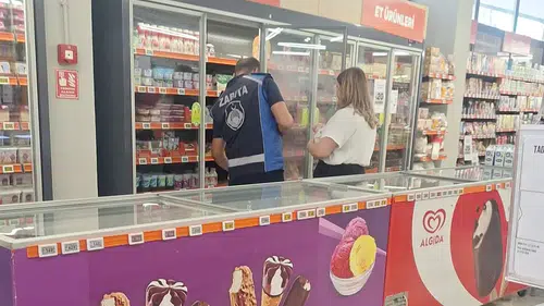 Şarkışla’da zabıtadan market denetimi: Eksiklere ihtar verildi