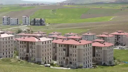 TOKİ Sivas'ta 258 Konut İçin Anahtar Teslimlerine Başladı