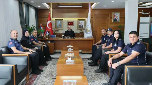 Sivas Belediyesi'nde 200. Yıl Gururu: Başkan Adem Uzun Zabıta Personelini Ağırladı