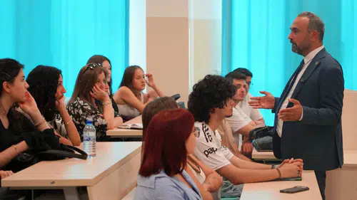 Bartın Üniversitesinde İlk Ders Verildi: Terörsüz Türkiye Vurgusu