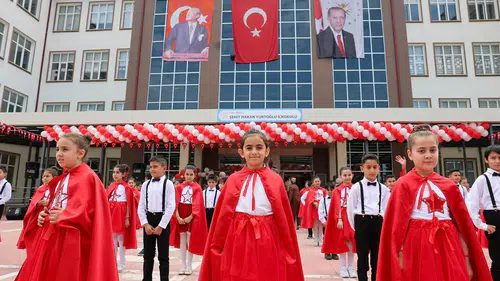 Vali Şimşek Açıkladı: Sivas’ta 18 Yeni Okul Hizmete Girdi