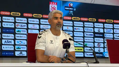 Sivasspor Evinde Yine Kazanamadı: İsmet Taşdemir’den Hakem Tepkisi