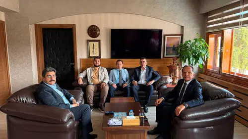 AK Parti Sivas Milletvekili Hakan Aksu’dan TCDD 4. Bölge Müdürü Ali Seydi Felek’e Ziyaret!