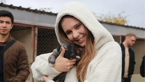 Yabancı Öğrenciler Sivas’ın Kangal Köpeklerine Hayran Kaldı!