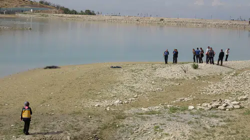 Piknik Yapan Vatandaşlar Fark Etti! Göletten Cansız Beden Çıktı