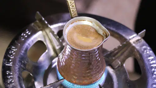 Tuzlu Kahvenin Gerçek Anlamı Şaşırttı! Meğer Sebebi Başkaymış