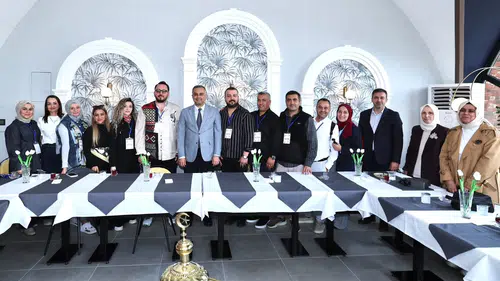 Kahramanmaraş'ta Lezzet Şöleni! Dev Kazanlar Kaynadı, Herkes Akın Etti
