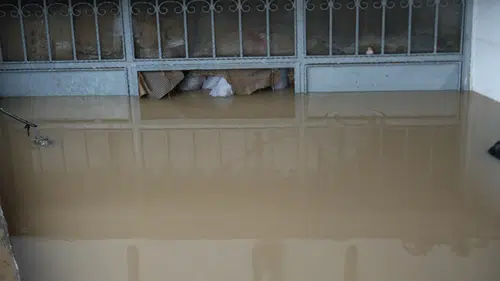 Evler ve Depolar Sular Altında: Milyonluk Zarar Var!