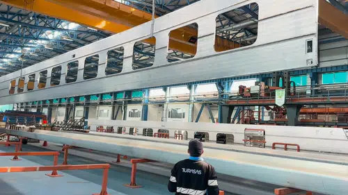 Milli Hızlı Tren Raylara İniyor: İkinci Sette Üretim Hızlandı