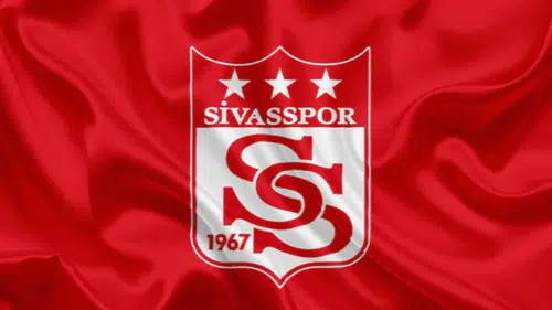Sivasspor’un 7 Haftalık Yenilmezlik Serisi İstanbul’da Sona Erdi