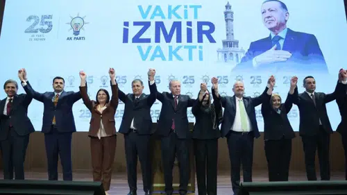 Cemil Tugay AK Parti'ye katılım sürecini başlatan görüşmeyi açıkladı