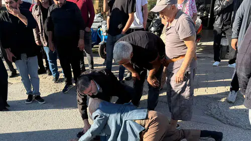 Yoldan Geçen Doktor Başkan Feci Kazada Yaralıların Hayatını Kurtardı