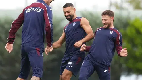 Trabzonspor, Gaziantep FK maçı hazırlıklarını tamamladı. Son antrenmana sakatlıkları süren 5 futbolcu katılmadı.