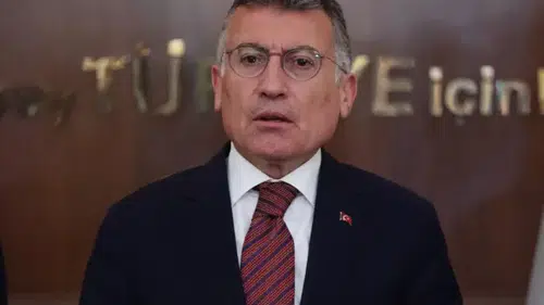 Abdullah Güler’den Sivas’ta Madımak Açıklaması: “O Dönem İktidarda Olanlar Bugün Bana Sivas’la İlgili Akıl Veriyor”