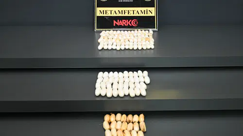 Kırşehir’de Vücutlarında 1 Kilo 157 Gram Uyuşturucu Taşıyan 3 Kişi Tutuklandı