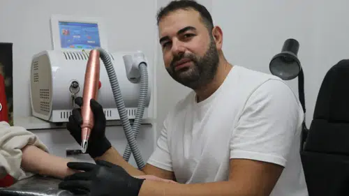 Sivas’ta Dövme Sanatçısı Burak Mesci’den Dikkat Çeken Açıklama: Kendisi Hiç Dövme Yaptırmadı