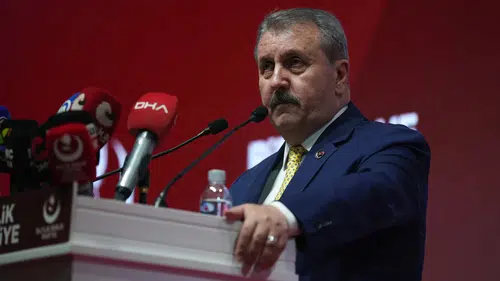 Destici'den hükümete çağrı: Emekliye bayramda 10 bin ikramiye verelim