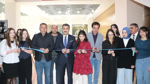 Sivas Fen Lisesi Öğrencilerinden Âşık Veysel’e Duygu Yüklü Anma Programı