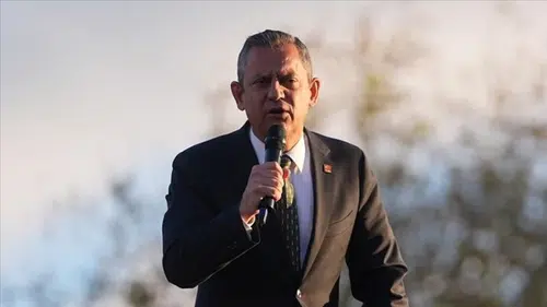 Özgür Özel'den ilk açıklama: Ben size mücadele vadediyorum