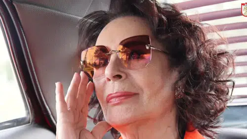 Hülya Koçyiğit'in 50 yıllık film sahnesi Sivas'ta yeniden canlandırıldı