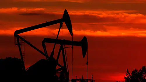 Brent petrolün varil fiyatı yükseldi