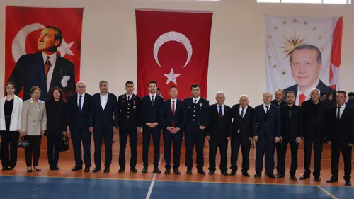 Koyulhisar’da 19 Mayıs Coşkusu Yoğun Katılımla Kutlandı